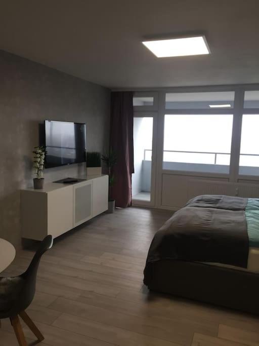 Modern Eingerichtetes Apartment Naehe Hauptbahnhof Брауншвейг Экстерьер фото